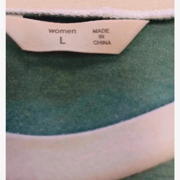 💥HOST PICK💥 CzzzyL Raglan  Sleeve Breastfeeding Nursing Maternity Top Size L - Picture 11 of 12